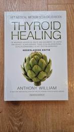 Medical Medium Thyroid Healing - Anthony William, Boeken, Ophalen of Verzenden, Zo goed als nieuw, Overige onderwerpen, Achtergrond en Informatie