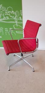 Vitra Eames EA108 Poppy Red +++ CHROOM, Huis en Inrichting, Stoelen, Ophalen, Gebruikt, Design, Metaal