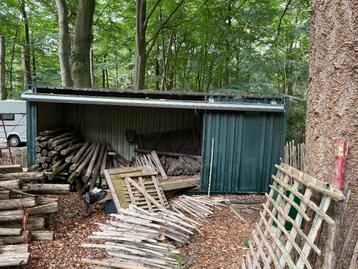Robuuste opslagcontainer 6x2.4x 2.5 beschikbaar voor biedingen