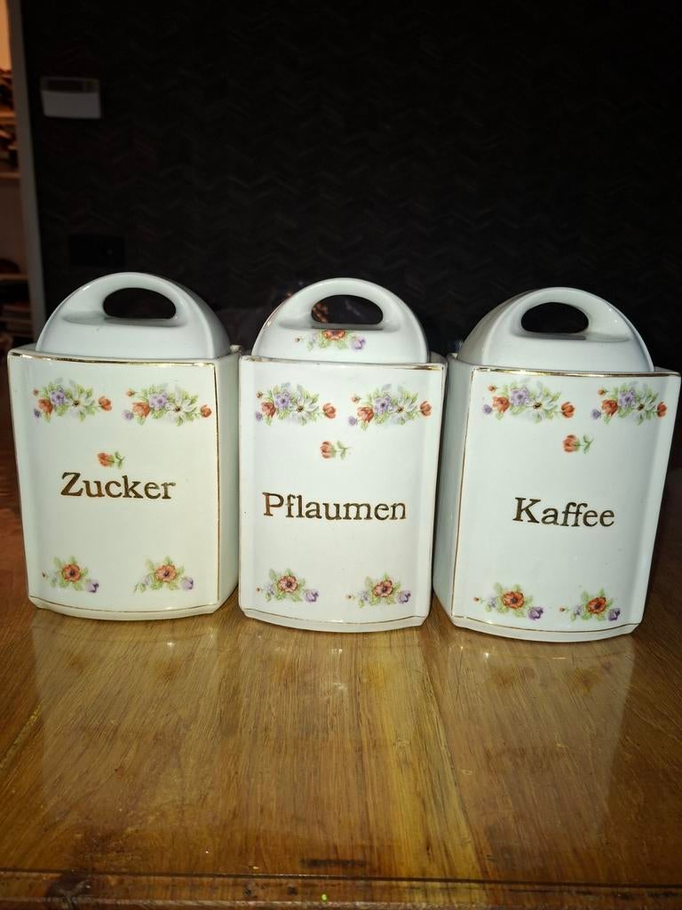 3 delig porseleinen voorraad pot set suiker koffie pruimen, Antiek en Kunst, Curiosa en Brocante, Ophalen of Verzenden