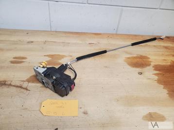 Saab 9-3 cabrio 2003 - 2010 deurslot links elektrisch €75 beschikbaar voor biedingen