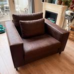 WoonSquare Bruine leerlook fauteuil, Huis en Inrichting, Ophalen, Minder dan 75 cm, Nieuw, Leer