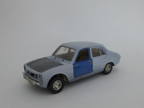 Peugeot 504, Polistil 1:26, voor opknappen of onderdelen, Hobby en Vrije tijd, Modelauto's | 1:24, Gebruikt, Auto, Overige merken