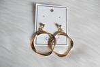 Twisted hoop earrings, Sieraden, Tassen en Uiterlijk, Oorbellen, Ophalen of Verzenden, Nieuw, Goud, Hangers