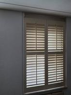 Shutters 2 stuks, Ophalen, Zo goed als nieuw, Beige, Minder dan 100 cm