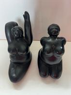 Twee zwarte aardewerk Dikke  dames, Verzamelen, Beelden en Beeldjes, Ophalen of Verzenden, Zo goed als nieuw, Dier