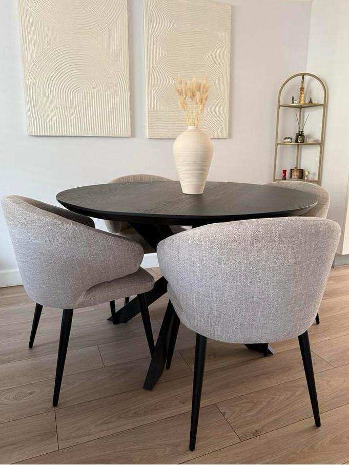 Westwing Celia Bouclé Eetstoelen - Zeer gewild!, Huis en Inrichting, Stoelen, Zo goed als nieuw, Vier, Stof, Grijs, Ophalen