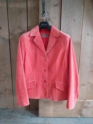 Human Nature Suède Colbert Roze/Rood - Zo Goed Als Nieuw beschikbaar voor biedingen