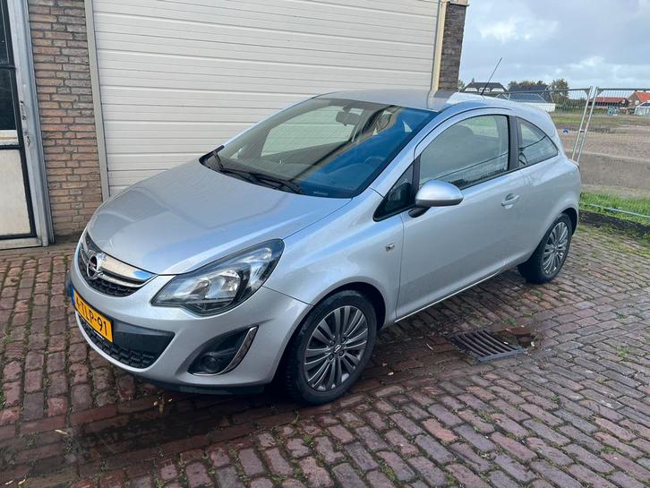 Opel Corsa 1.4-16v uit 2014 nieuwe apk, Auto's, Opel, Particulier, Corsa, ABS, Airbags, Airconditioning, Android Auto, Apple Carplay