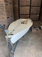 Zeilboot Flying Arrow sport, Watersport en Boten, Open zeilboten, Ophalen, Gebruikt, 3 tot 6 meter, Buitenboordmotor