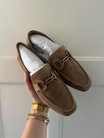 Prachtige nieuwe Bibi Lou Vela loafers in het taupe!, Nieuw, Ophalen, Bibi lou, Instappers