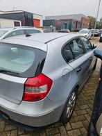 BMW 118i uit 2006, zilvergrijs, Auto's, Particulier, Te koop