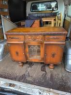 Antieke kastje, Ophalen