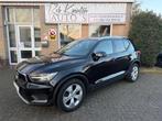 Volvo XC40 1.5 T2 Momentum Business Leder/ Pano € 24.950,0, Auto's, Start-stop-systeem, Gebruikt, Zwart, Leder