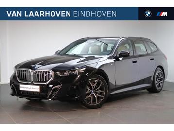 BMW i5 eDrive40 M Sport / Adaptieve LED / Stoelventilatie /  beschikbaar voor biedingen