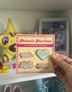 K-12 zeldzaam pin pack melanie martinez, Verzamelen, Muziek, Artiesten en Beroemdheden, Ophalen of Verzenden, Nieuw, Foto of Kaart