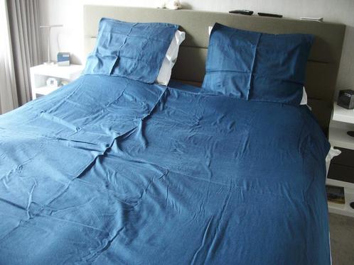 Dekbedovertrek - Effen Blauw - Katoen - 240 x 200 - zgan, Huis en Inrichting, Slaapkamer | Beddengoed, Zo goed als nieuw, Dekbedovertrek