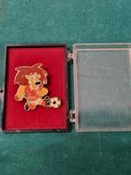 speld knvb leeuw in box, Ophalen of Verzenden, 'T Olde Gre-j, Info@toldegrej.nl, Endepoelstraat 20f Didam