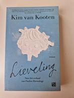 "Lieveling" Kim van Kooten, Ophalen of Verzenden, Zo goed als nieuw, Nederland