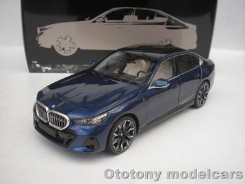 Bmw i5 E-Drive 40 2023 Blauw Metallic 1/18 Minichamps beschikbaar voor biedingen