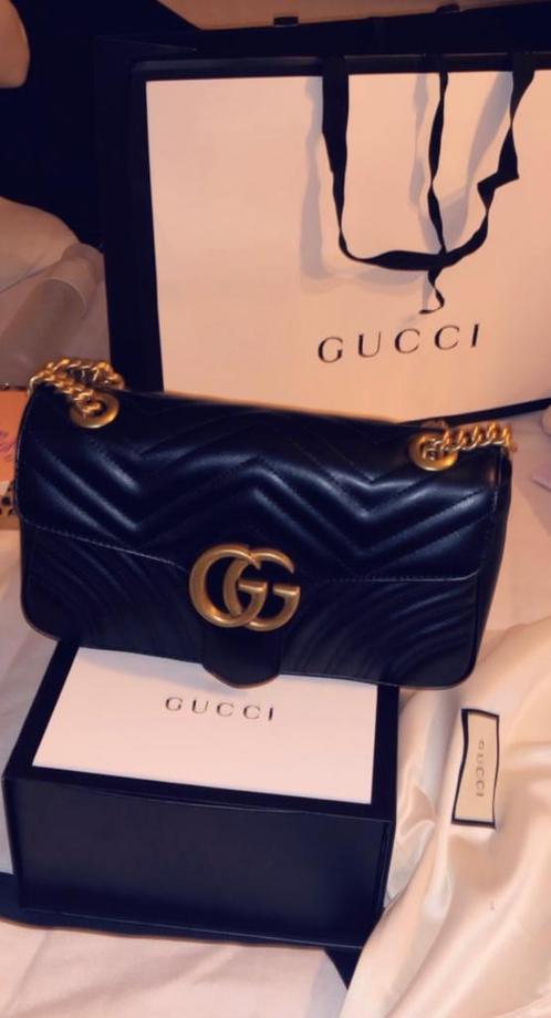 Gucci marmont medium shoulder bag black leather, Sieraden, Tassen en Uiterlijk, Tassen | Damestassen, Gebruikt, Schoudertasje