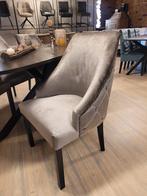 *VOORRAAD* 6 Landelijke Eetkamerstoelen Samantha Taupe (10), Overige kleuren, Nieuw, Ophalen of Verzenden, Landelijke eetkamerstoelen luxe velours fluweel stof taupe