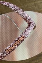 Havaianas slippers roze met glitter mt 39 nieuw, Kleding | Dames, Schoenen, Ophalen of Verzenden, Zo goed als nieuw, Roze
