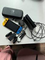 Nintendo Switch, Spelcomputers en Games, Spelcomputers | Nintendo Switch, Ophalen of Verzenden, Zo goed als nieuw, Met 2 controllers