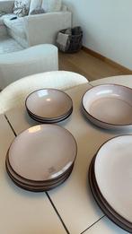 Servies roze/taupe kleurig, Huis en Inrichting, Keuken | Servies, Ophalen, Overige materialen, Nieuw, Bord(en)