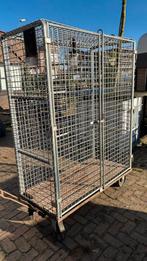 Grote Rolcontainer bv opslag van Brandhout, Ophalen, Zo goed als nieuw