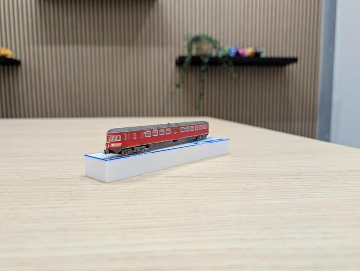 DE-1, Hobby en Vrije tijd, Modeltreinen | N-Spoor, Nieuw, Locomotief, Gelijkstroom, Overige merken, Analoog, NS, Ophalen of Verzenden