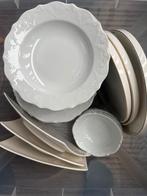 Servies. Soepkom Grote Eetbord. Gebak/taart bord, Ophalen, Zo goed als nieuw, Overige stijlen, Kop(pen) en/of Schotel(s)