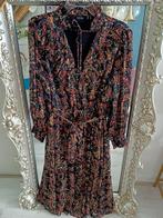 Nieuw! Mooie jurk maat 48., Ophalen of Verzenden, Zo goed als nieuw, Maat 46/48 (XL) of groter, Onder de knie