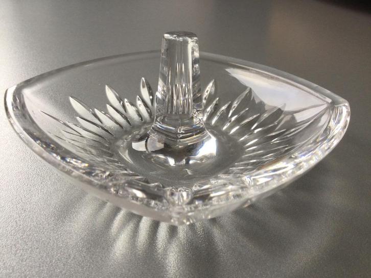 Moderne nieuwe kristallen ringenhouder, Antiek en Kunst, Antiek | Glas en Kristal, Ophalen of Verzenden