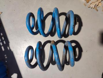 Volkswagen Transporter T5 achter veren verstevigd MAD 233/15 beschikbaar voor biedingen