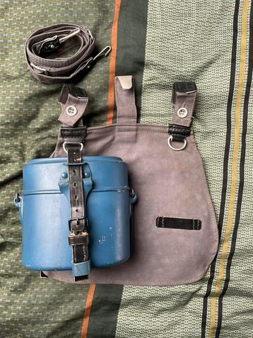 West-Duitse ZB civiele bescherming broodzak, strap & messkit beschikbaar voor biedingen