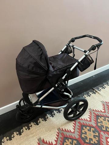 Mountainbuggy Urban Jungle kinderwagen (reiswieg en buggy) beschikbaar voor biedingen