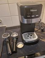Espresso/Nespresso machine met stoomfunctie, Witgoed en Apparatuur, Koffiezetapparaten, Gebruikt, Koffiemachine, Ophalen of Verzenden