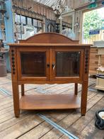 Art deco kastje vitrinekastje met leuke details, Ophalen