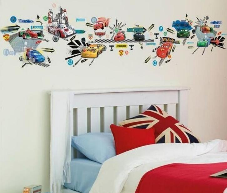 Disney Cars Muurstickers - 100 Stuks - VAN 16,95 VOOR 4,95!, Kinderen en Baby's, Kinderkamer | Inrichting en Decoratie, Nieuw