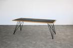 vintage eettafel | tafel | jaren 70 | Denemarken, Huis en Inrichting, Gebruikt, Metaal, Timbeije@hotmail.com, Vijf personen of meer