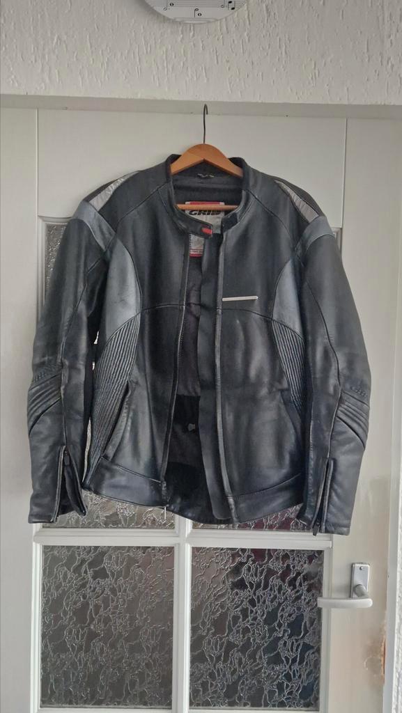 PRIJS VERLAAGD damesmotorjas,leer,Grid,gebruikt,ca.mt44, Motoren, Kleding | Motorkleding, Jas | leer, Dames, Tweedehands, Ophalen