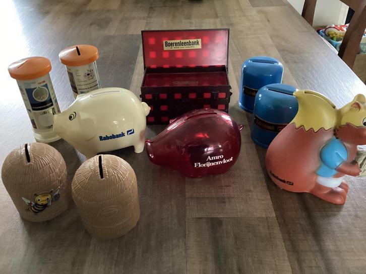 Spaarpotten rabobank,boerenleenbank,Amro,schoolsparen, Verzamelen, Spaarpotten, Zo goed als nieuw, Overige thema's, Metaal of Blik