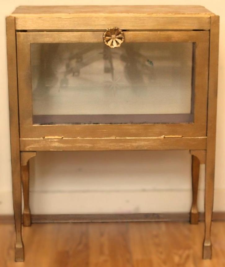Gouden, patiné theekastje, vitrinekastje, antieke knop, Antiek en Kunst, Antiek | Meubels | Kasten, Ophalen of Verzenden