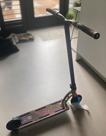 MGP Origin Pro Stuntstep Neochrome Limited Edition beschikbaar voor biedingen