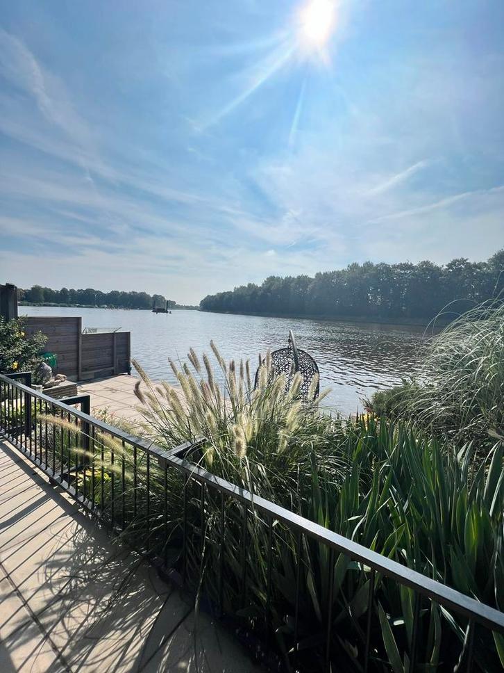 Te huur vakantiehuis/stacaravan/chalet aan het water, Vakantie, Vakantiehuizen | Nederland, Overijssel, 1 slaapkamer, Tv