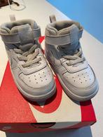 Sneakers Nike mt 26 izgst, Ophalen of Verzenden, Zo goed als nieuw, Nike, Jongen of Meisje