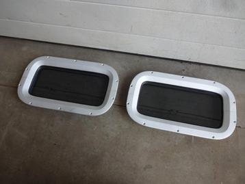 Patrijspoort; 2 stuks, nog nieuw 40,3 x 22,8 cm beschikbaar voor biedingen