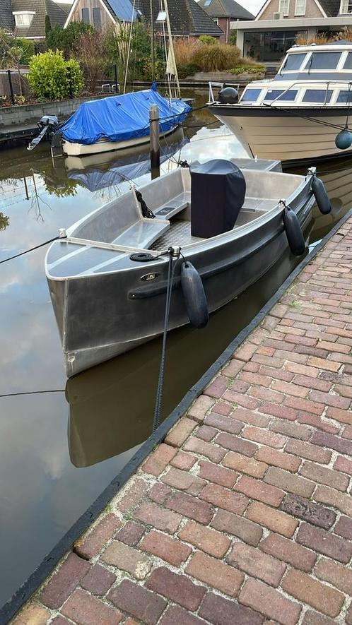 Van Vossen 595 tender, Watersport en Boten, Motorboten en Motorjachten, Zo goed als nieuw, Aluminium, Tot 6 meter, Benzine, 10 tot 30 pk
