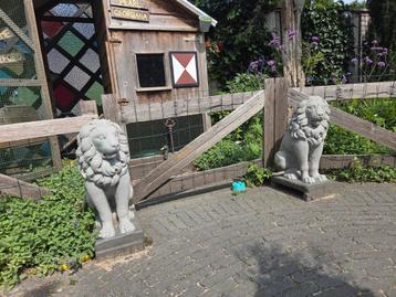 2 zware kwaliteit leeuwen voor in de tuin beschikbaar voor biedingen